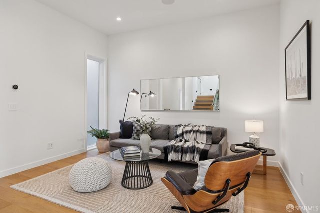 215 3rd Avenue, San Francisco, CA 94118