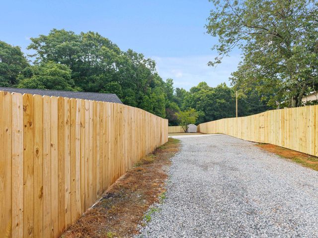 2302 Old Spartanburg Highway, Woodruff, SC 29388