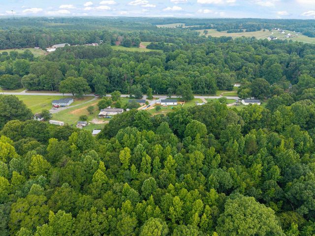 2302 Old Spartanburg Highway, Woodruff, SC 29388