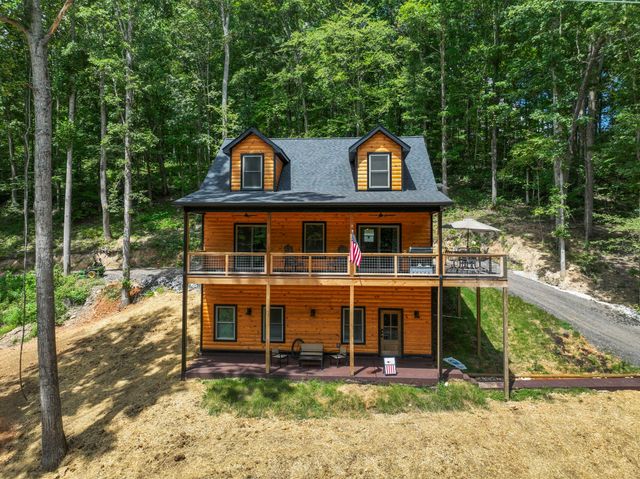 9500 McFarlin Rd, Bon Aqua, TN 37025