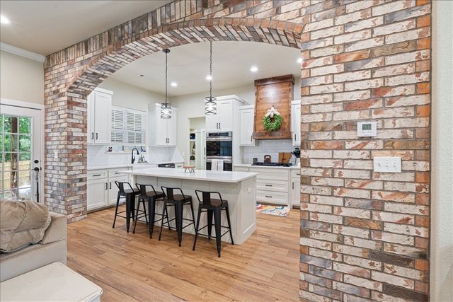 13846 Bob White Circle, Fayetteville, AR 72704