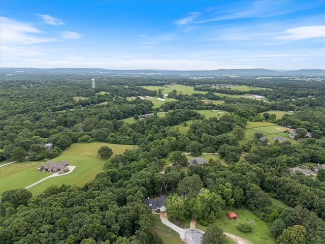 13846 Bob White Circle, Fayetteville, AR 72704