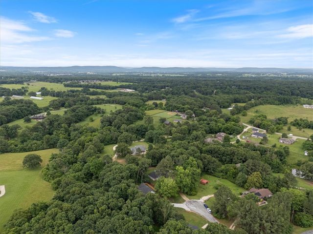 13846 Bob White Circle, Fayetteville, AR 72704
