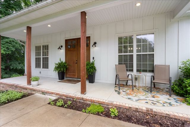13846 Bob White Circle, Fayetteville, AR 72704