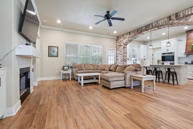 13846 Bob White Circle, Fayetteville, AR 72704