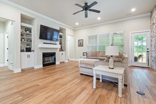 13846 Bob White Circle, Fayetteville, AR 72704