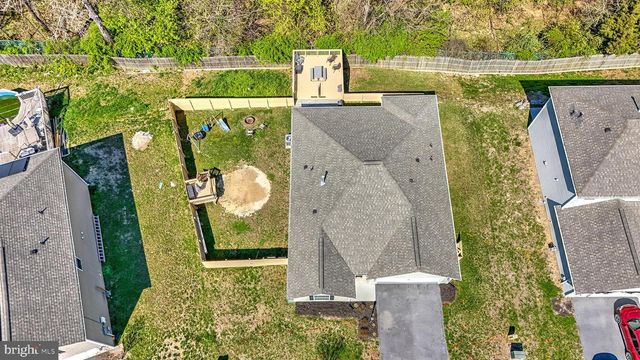 215 WYETH AVE, Martinsburg, WV 25401