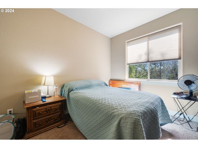 350 Ne HARBOR VIEW Pl, Depoe Bay, OR 97341