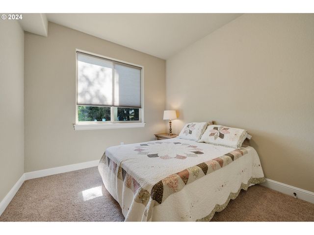 350 Ne HARBOR VIEW Pl, Depoe Bay, OR 97341