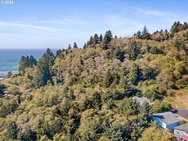 350 Ne HARBOR VIEW Pl, Depoe Bay, OR 97341