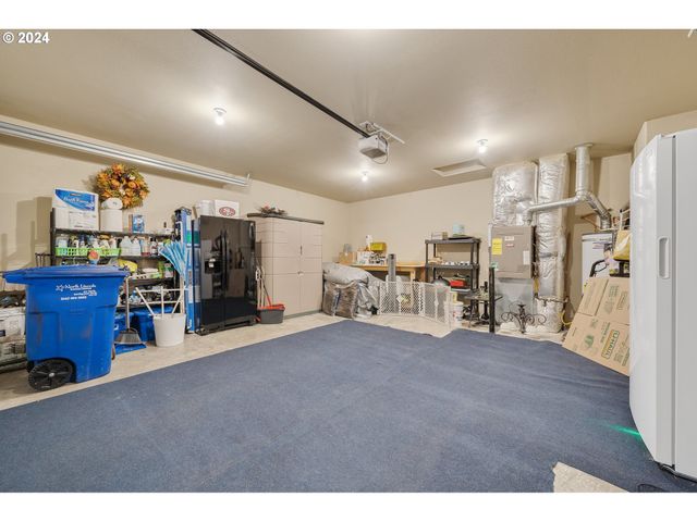 350 Ne HARBOR VIEW Pl, Depoe Bay, OR 97341