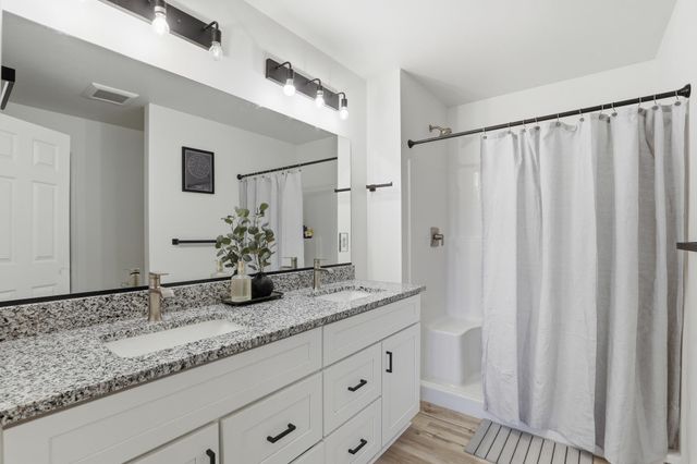 3017 E Sanson Ave, Spokane, WA 99217