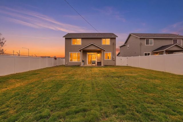 3017 E Sanson Ave, Spokane, WA 99217