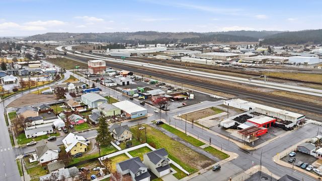 3017 E Sanson Ave, Spokane, WA 99217