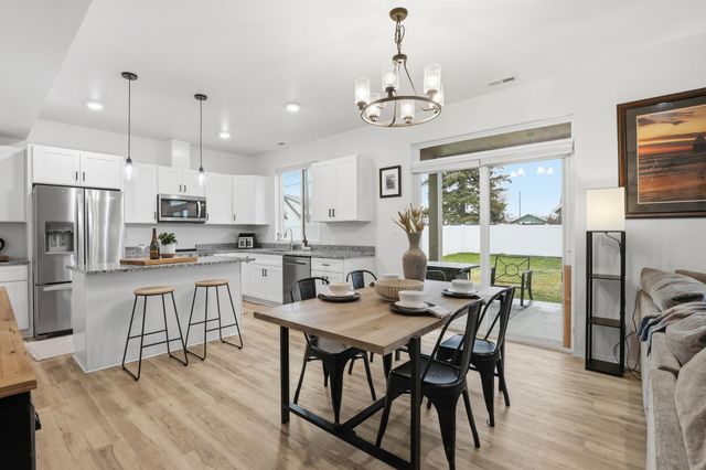 3017 E Sanson Ave, Spokane, WA 99217