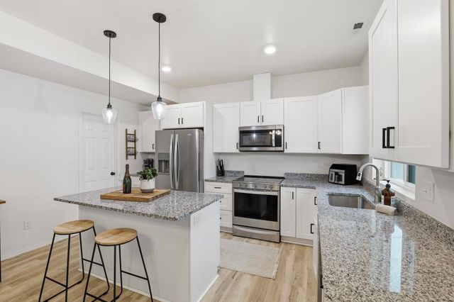 3017 E Sanson Ave, Spokane, WA 99217