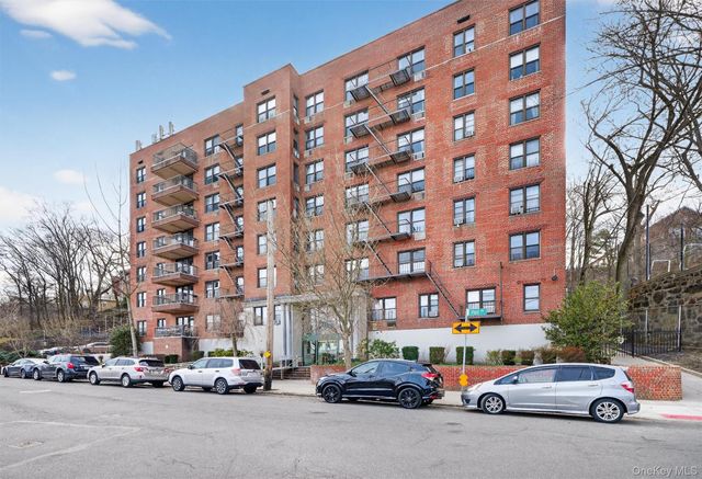 5235 Post Road 5A, Bronx, NY 10471