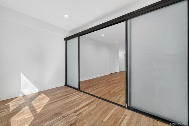 5235 Post Road 5A, Bronx, NY 10471