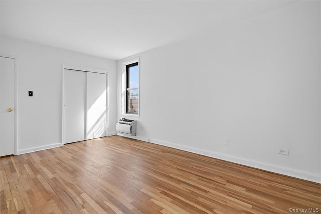 5235 Post Road 5A, Bronx, NY 10471