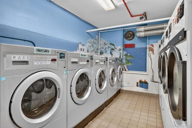 5235 Post Road 5A, Bronx, NY 10471