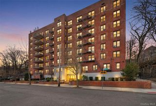 5235 Post Road 5A, Bronx, NY 10471