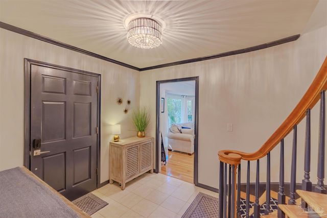 417 Canterbury Ln, Gulf Breeze, FL 32561