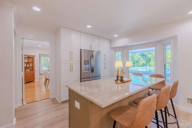 417 Canterbury Ln, Gulf Breeze, FL 32561