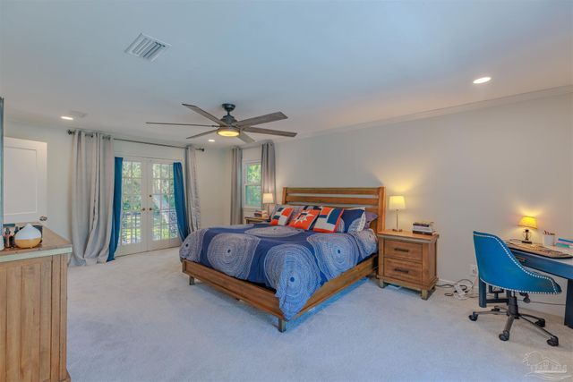 417 Canterbury Ln, Gulf Breeze, FL 32561
