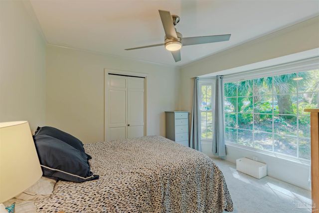 417 Canterbury Ln, Gulf Breeze, FL 32561