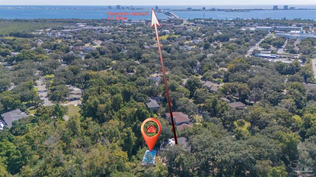 417 Canterbury Ln, Gulf Breeze, FL 32561