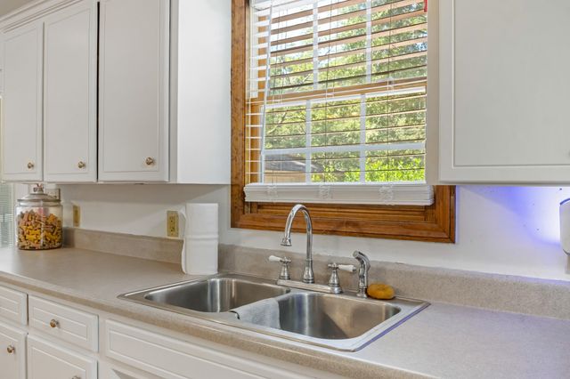1175 Springdale Circle, Boiling Springs, SC 29316