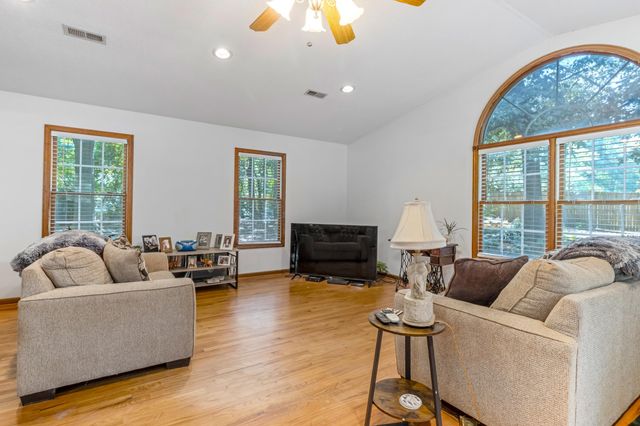 1175 Springdale Circle, Boiling Springs, SC 29316