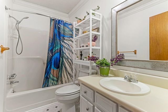 1175 Springdale Circle, Boiling Springs, SC 29316