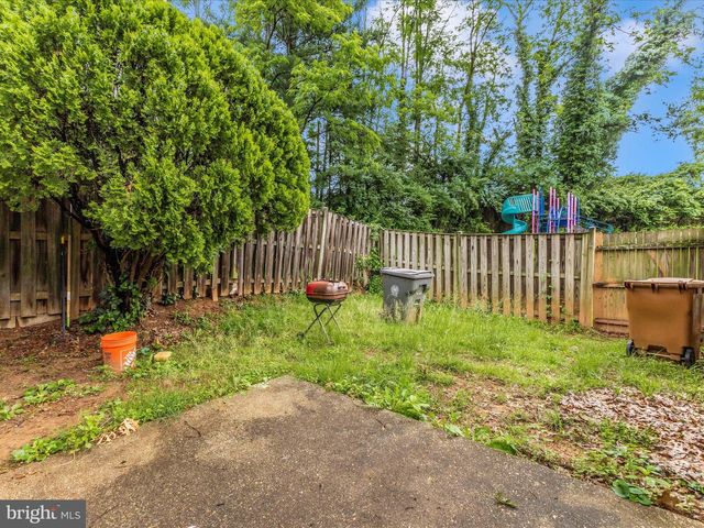 11 INGLESIDE CT, Rockville, MD 20850