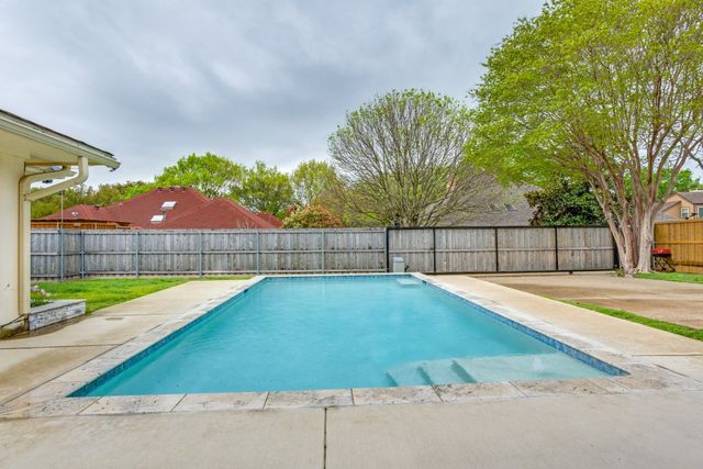 2012 Saint Andrews Drive, Richardson, TX 75082