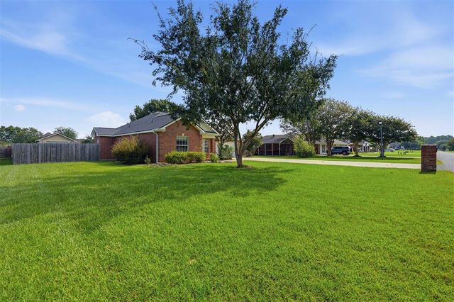 1816 N Michael Square, Lake Charles, LA 70611
