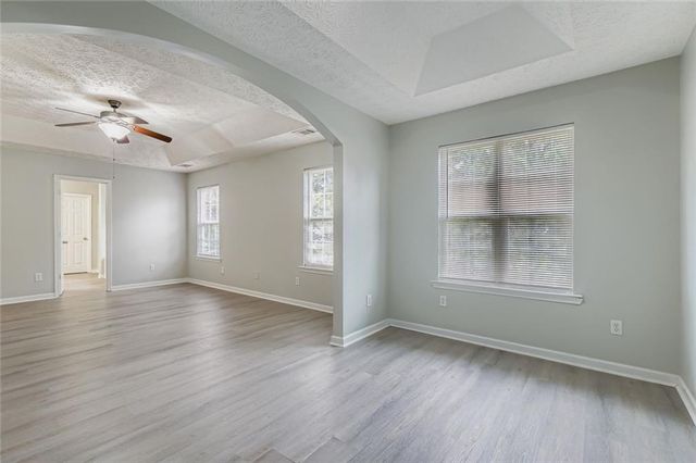 8352 Milam Loop, Fairburn, GA 30213