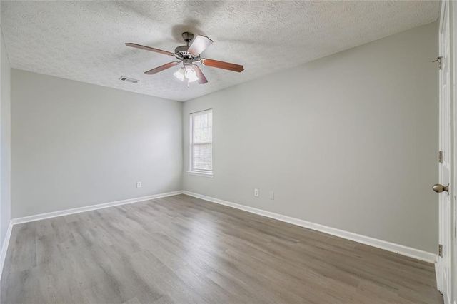 8352 Milam Loop, Fairburn, GA 30213