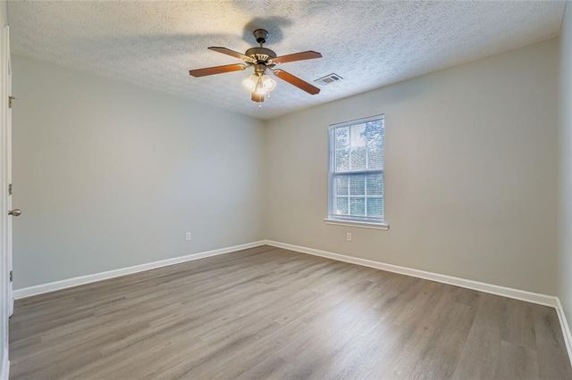 8352 Milam Loop, Fairburn, GA 30213