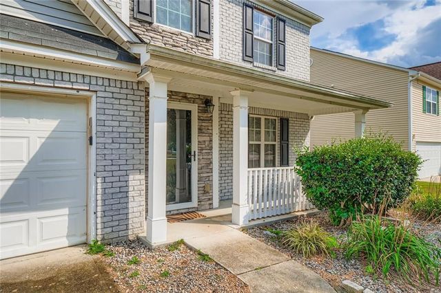 8352 Milam Loop, Fairburn, GA 30213