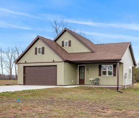 506 Bill Fuson Rd, Mcminnville, TN 37110