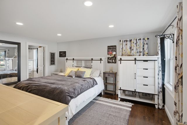 47 John St, Lunenburg, MA 01462