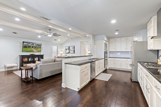 15935 Longvista Drive, Dallas, TX 75248