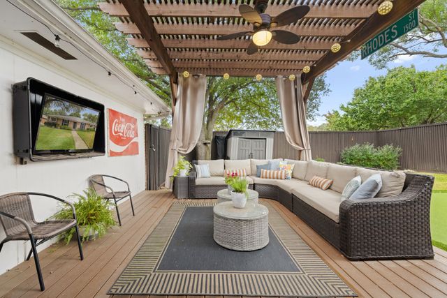 15935 Longvista Drive, Dallas, TX 75248