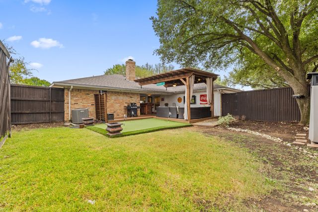 15935 Longvista Drive, Dallas, TX 75248