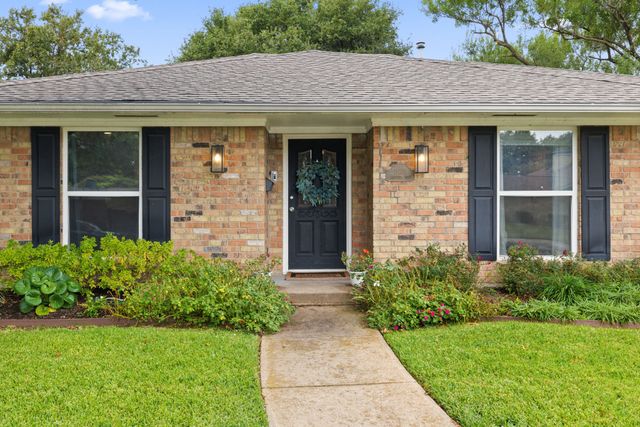 15935 Longvista Drive, Dallas, TX 75248