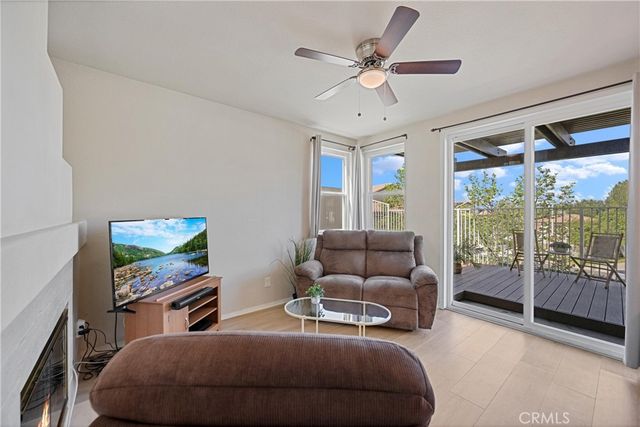 2035 San Diego Drive, Corona, CA 92882