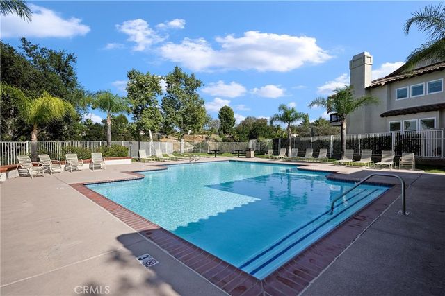 2035 San Diego Drive, Corona, CA 92882