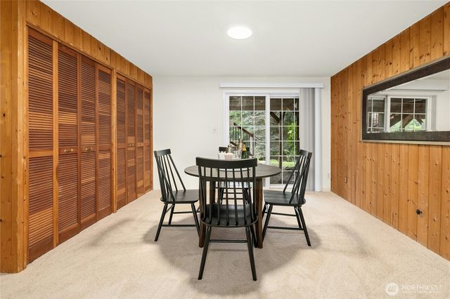 17518 NE 22nd Court, Redmond, WA 98052