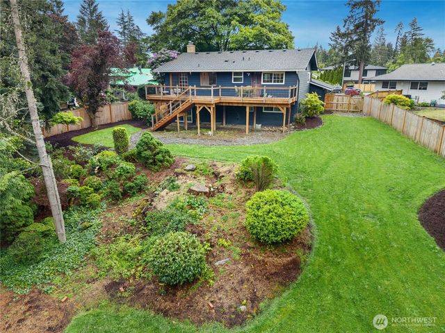 17518 NE 22nd Court, Redmond, WA 98052